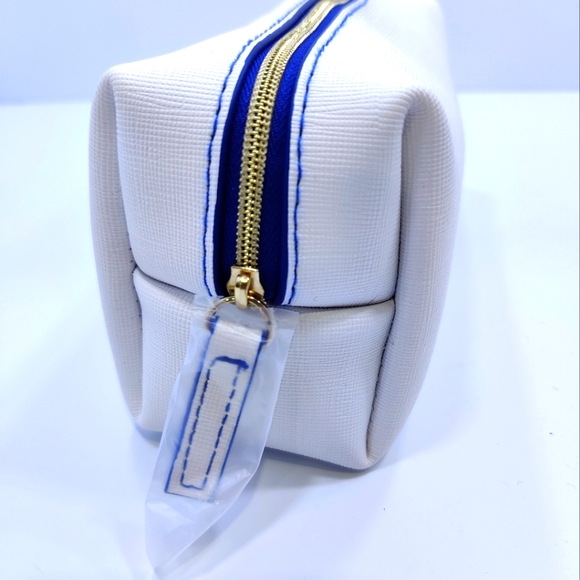 Sisley makeup toiletry bag - Picture 2 of 3